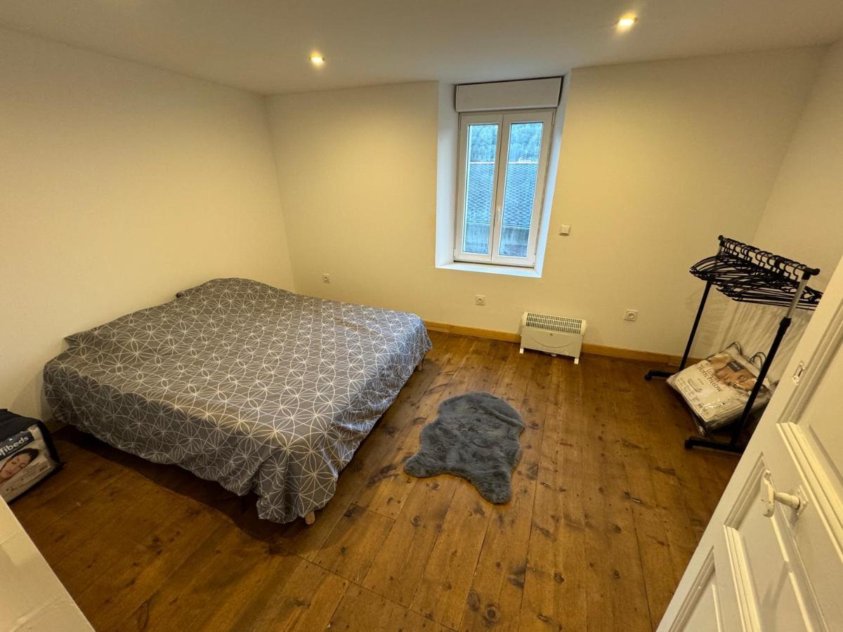 Charmant Grand Appartement Serdinya Екстер'єр фото